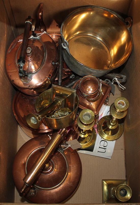 Quantity of copper and brassware